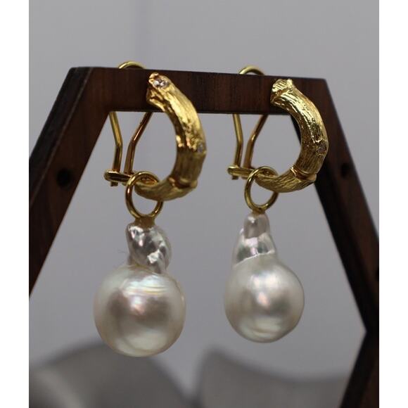 18k Yellow Gold Diamond & Pearl Hoop Earrings 14.67G/1.4in - Picture 2 of 8